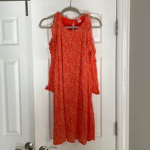 NWOT old Navy dress midi with peek a boo shoulders size Small
